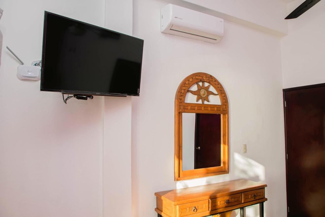 Departamentos Claussen Ξενοδοχείο Mazatlán Εξωτερικό φωτογραφία